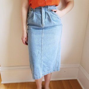 Vintage Lizwear Denim Pencil Skirt Size 4 Light Wash Stonewash Slit